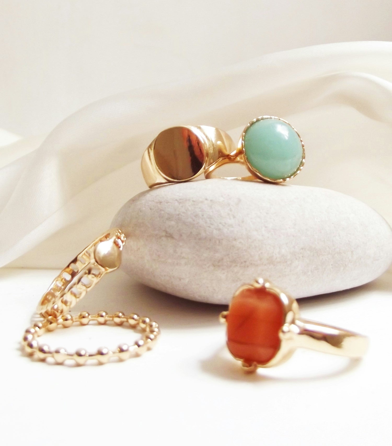 Jewelry & Accessories